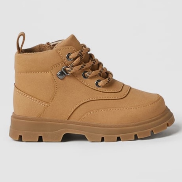 NWT Zara Kids Hiking Boots - Size 9.5 - Picture 4 of 5